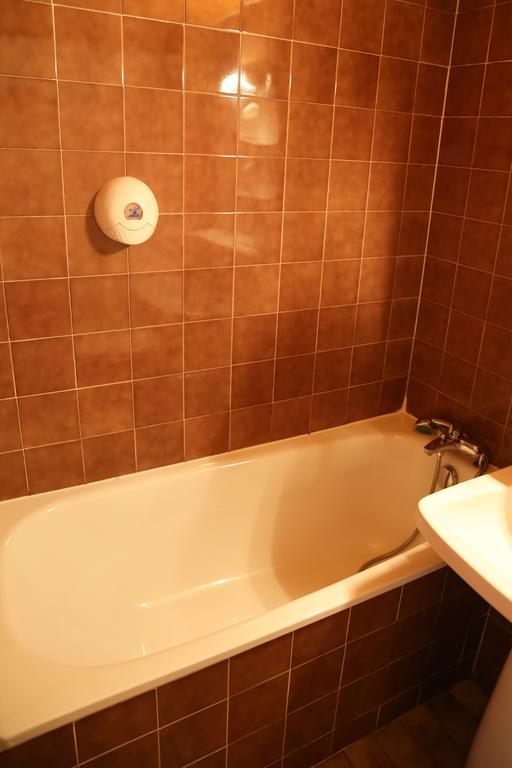 L'Oyat Hotel Lacanau Phòng bức ảnh