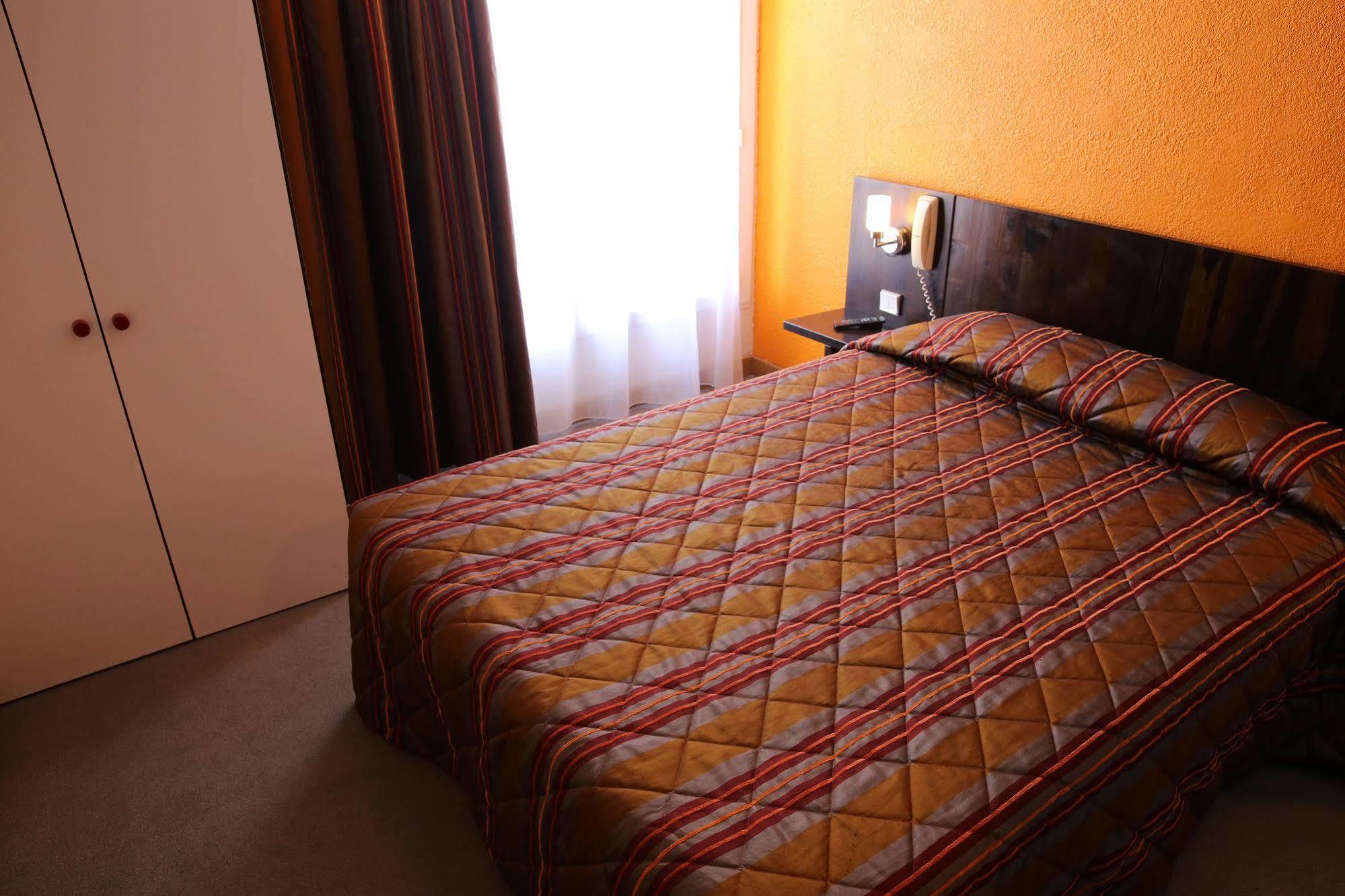 L'Oyat Hotel Lacanau Ngoại thất bức ảnh