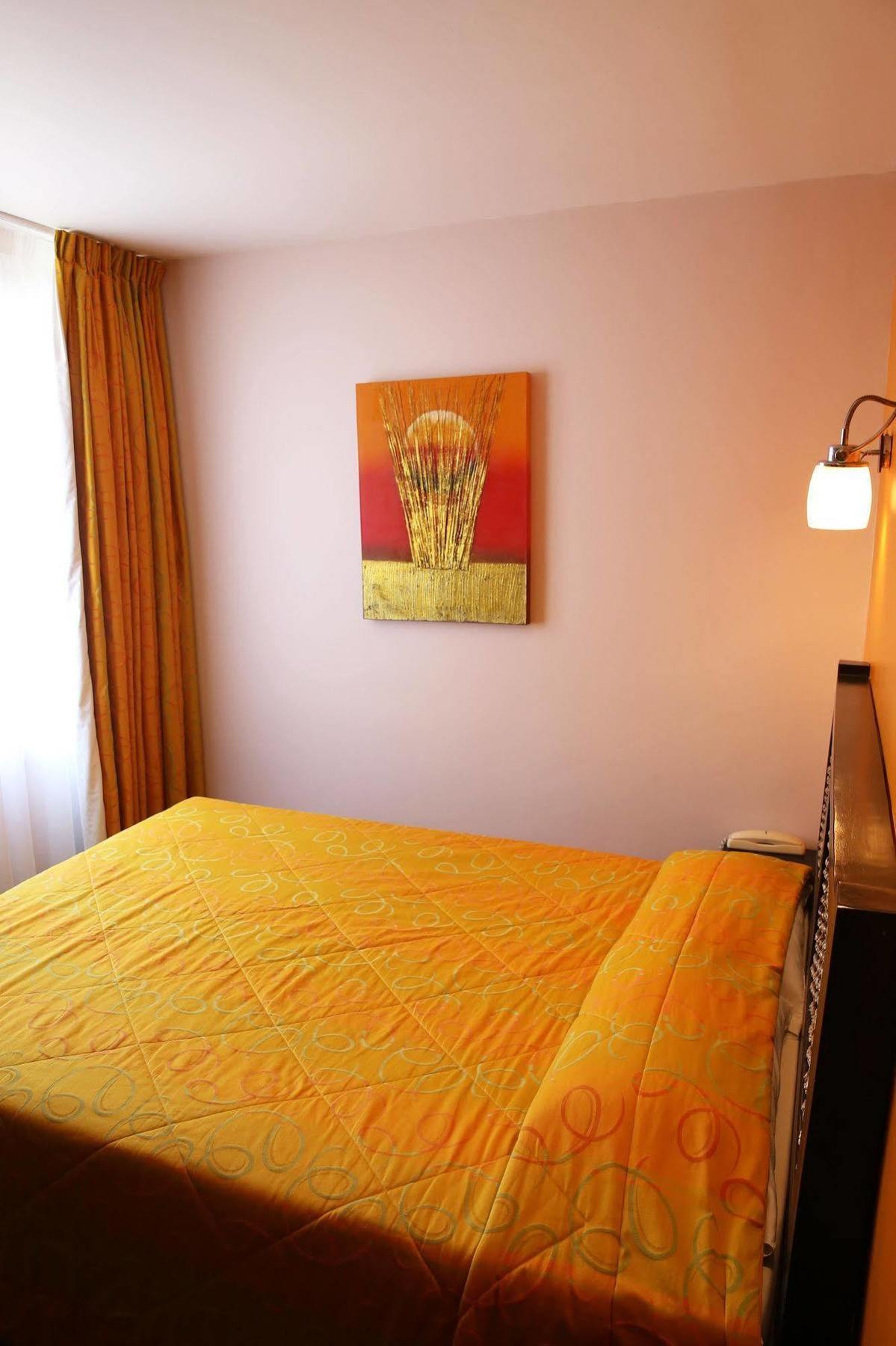 L'Oyat Hotel Lacanau Ngoại thất bức ảnh